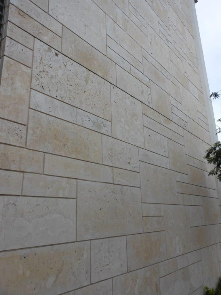 Calypso Coral Standard Saw Cut Unfilled Random Ptrn Cladding Miami Beach Sealed To Stay Clean And Not Patina